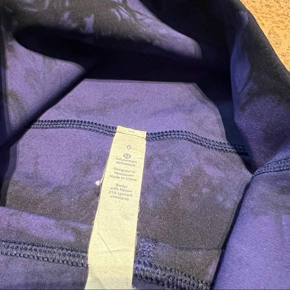 Lululemon - Wunder Under Pant Hi-Rise - Shibori Blue/Purple - Picture 9 of 9